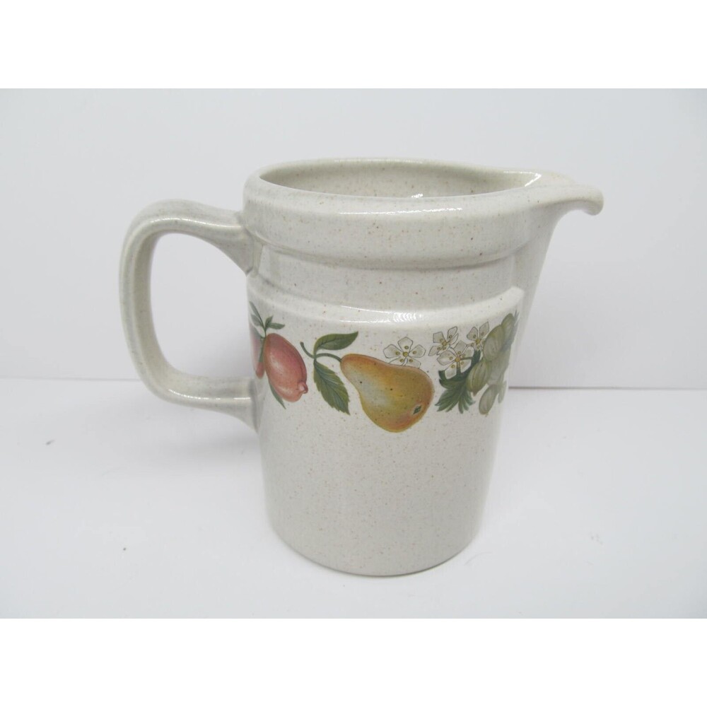 Wedgwood Quince Vintage  4 1/8" Creamer  England 1969-1986